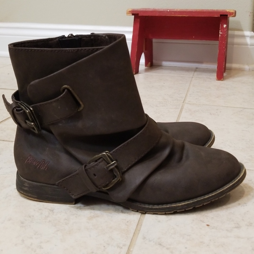 Women's boots